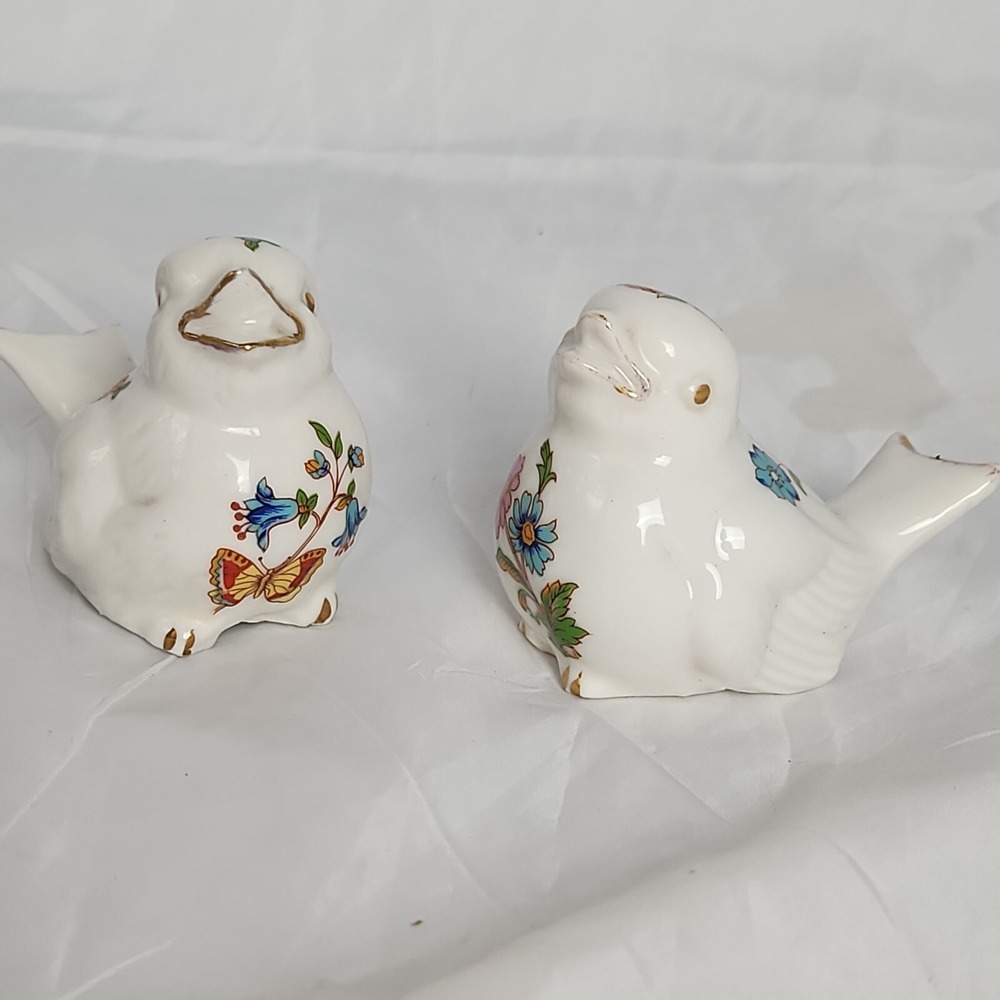 Vintage Floral Bird Salt and Pepper Shakers Set White Porcelain Gold‎ Trim Bu